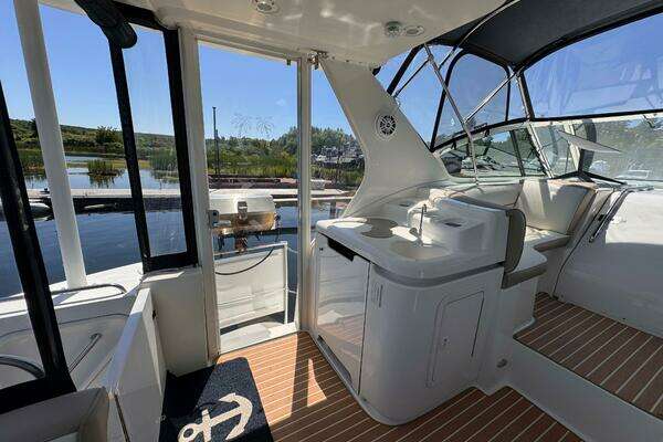 Cruisers Yachts 4450 Express Motor Yacht Yacht For Sale