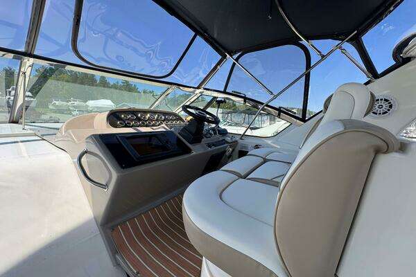 Cruisers Yachts 4450 Express Motor Yacht Yacht For Sale