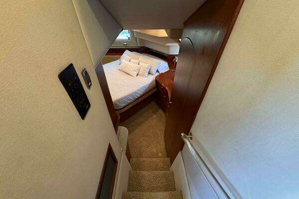 Cruisers Yachts 4450 Express Motor Yacht Yacht For Sale
