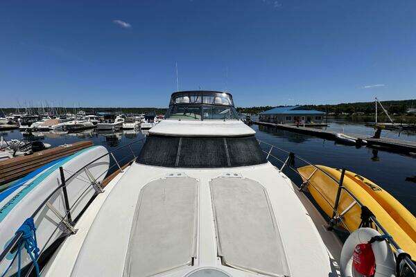 Cruisers Yachts 4450 Express Motor Yacht Yacht For Sale