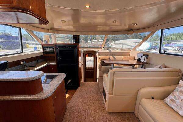 Cruisers Yachts 4450 Express Motor Yacht Yacht For Sale