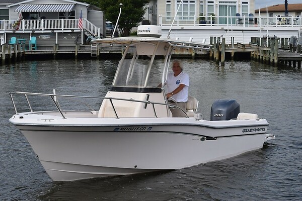 2013 Grady-White Fisherman 209