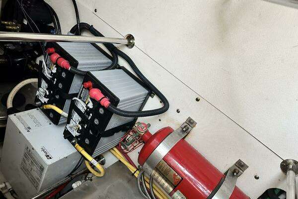 Pursuit 365 SCI Yacht For Sale