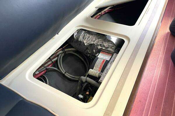 Goetz Custom Boats 33 Limo Tender Yacht For Sale