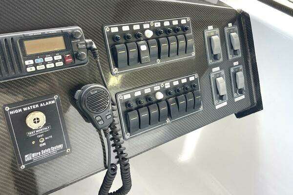 Goetz Custom Boats 33 Limo Tender Yacht For Sale