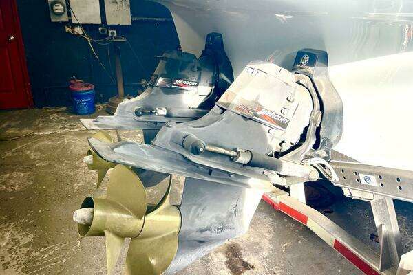 Goetz Custom Boats 33 Limo Tender Yacht For Sale