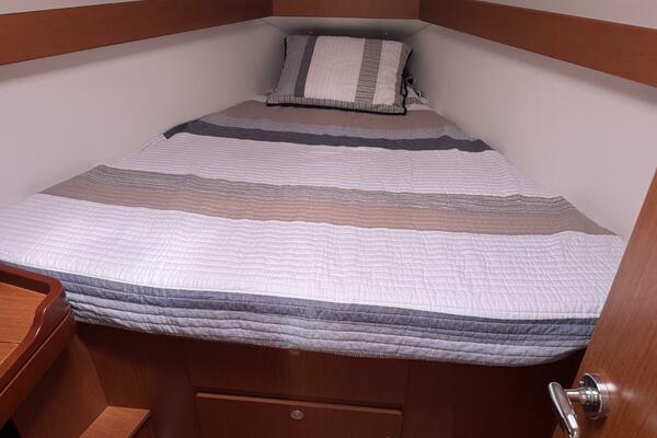 BEL CANTO 37ft Beneteau Yacht For Sale