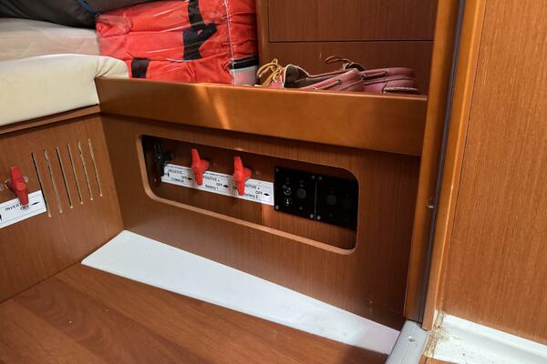 BEL CANTO 37ft Beneteau Yacht For Sale
