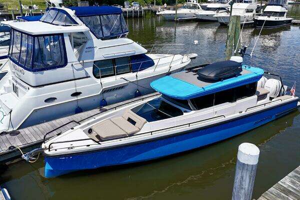 37-ft-Axopar-2023-37 Cross Cabin-Good Vibes-Essex Connecticut United States yacht for sale