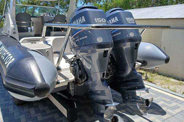 Photo of the 2002 Protector 28 Targa "BLT"