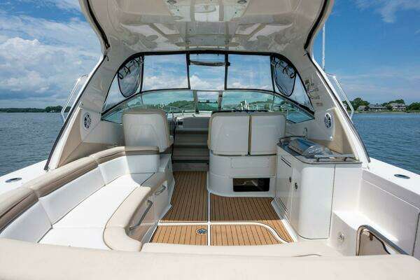 Sea Ray 370 Sundancer Yacht For Sale