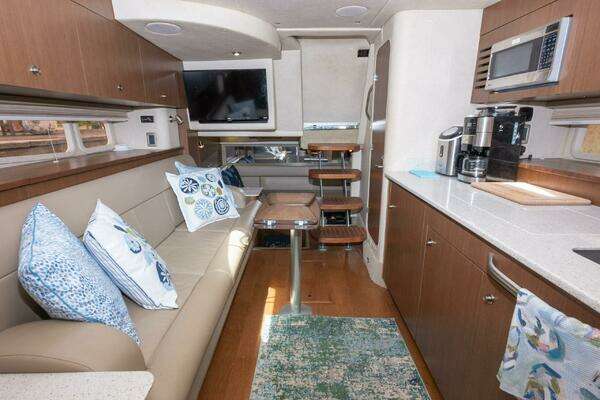 Sea Ray 370 Sundancer Yacht For Sale