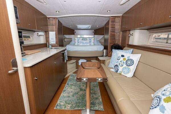 Sea Ray 370 Sundancer Yacht For Sale