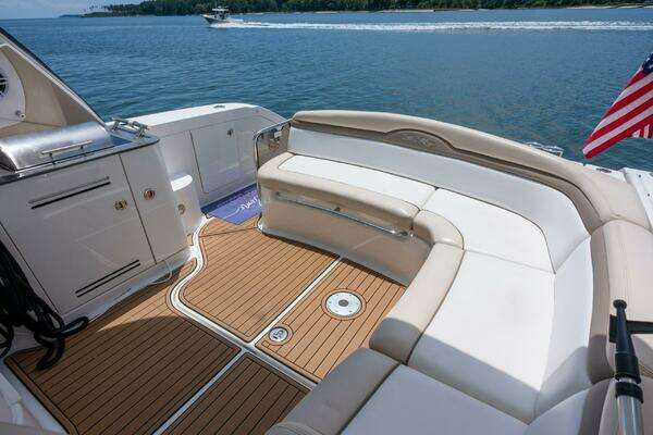 Sea Ray 370 Sundancer Yacht For Sale