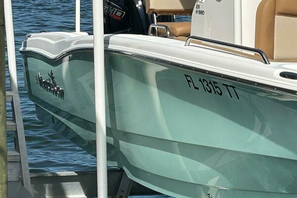 23ft NauticStar Yacht For Sale