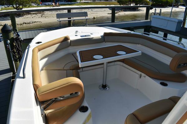 23ft NauticStar Yacht For Sale