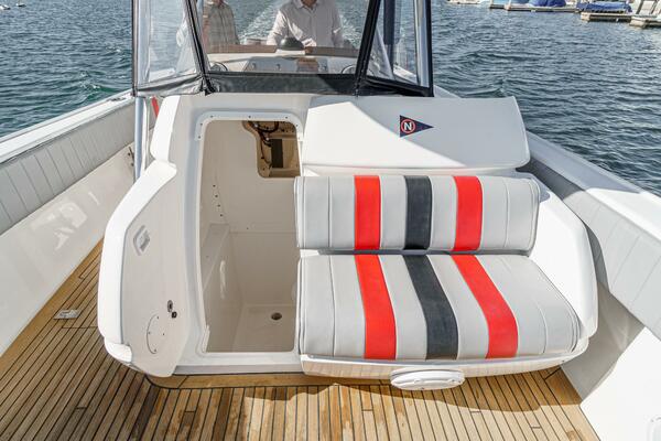 MAS PESOS 37ft Intrepid Yacht For Sale