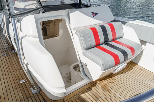 MAS PESOS 37ft Intrepid Yacht For Sale