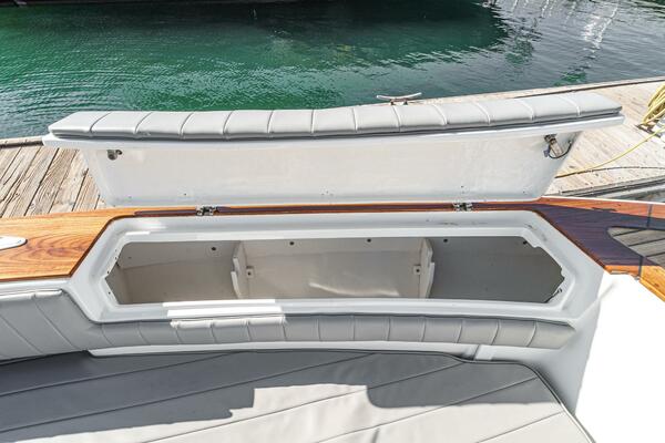 MAS PESOS 37ft Intrepid Yacht For Sale