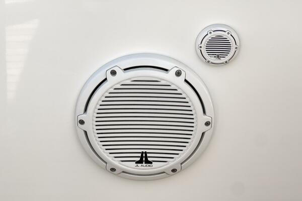 MAS PESOS 37ft Intrepid Yacht For Sale