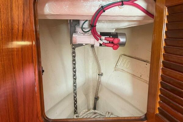 Whiskey Girl 29ft Hinckley Yacht For Sale