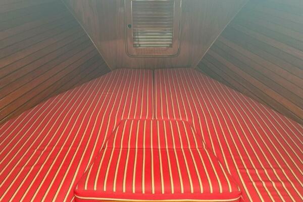 Whiskey Girl 29ft Hinckley Yacht For Sale