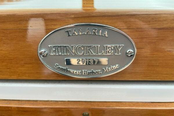 Whiskey Girl 29ft Hinckley Yacht For Sale