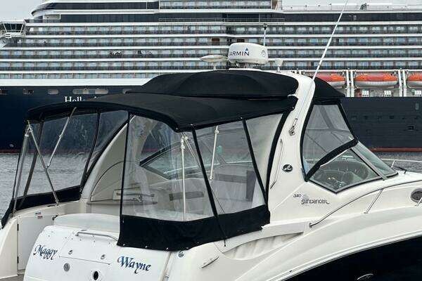Sea Ray 320 Sundancer Yacht For Sale