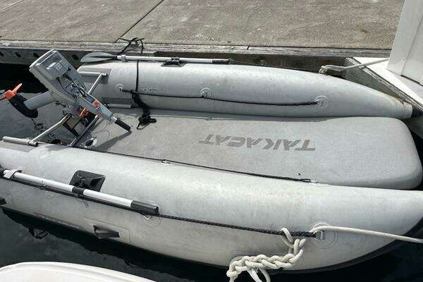 Sea Ray 320 Sundancer Yacht For Sale