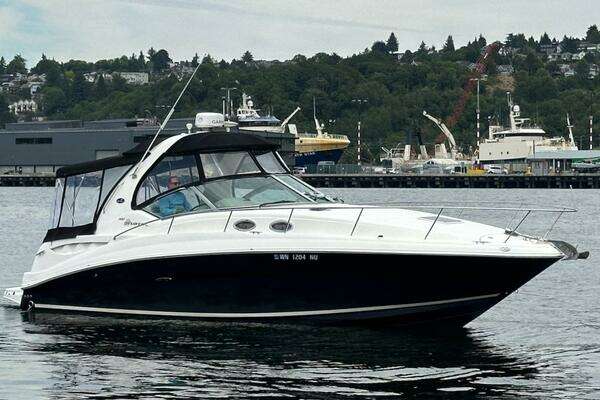 Sea Ray 320 Sundancer Yacht For Sale