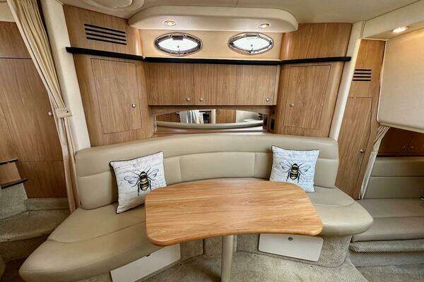 Sea Ray 320 Sundancer Yacht For Sale