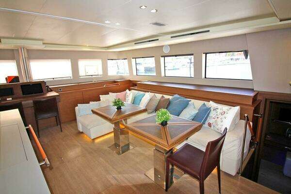 Lagoon 620 Yacht For Sale