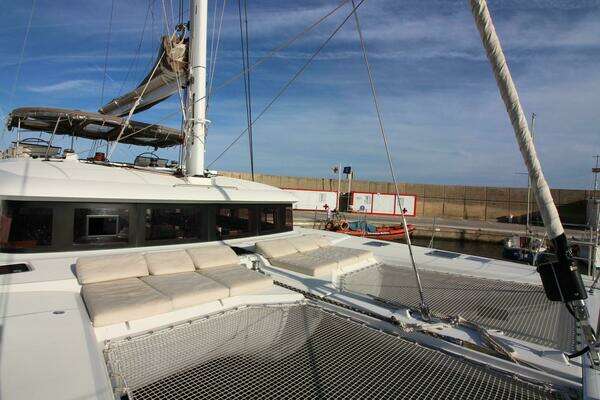 Lagoon 620 Yacht For Sale
