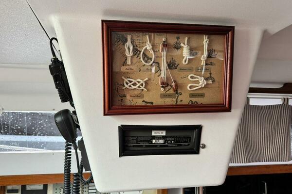 37ft C amp C Yacht For Sale
