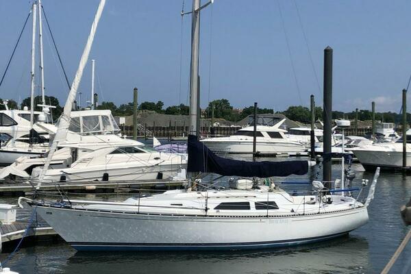 37ft C amp C Yacht For Sale