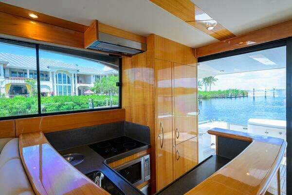 Maritimo 52 Motoryacht Yacht For Sale