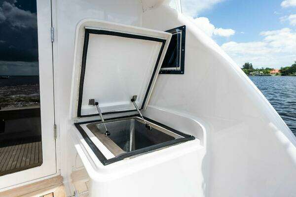 Bertram Convertible Yacht For Sale
