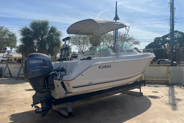 21ft Cobia Yacht For Sale