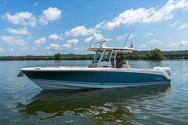 33-ft-Boston Whaler-2017-330 Outrage-ALL THE RAGE-Eddyville Kentucky United States yacht for sale