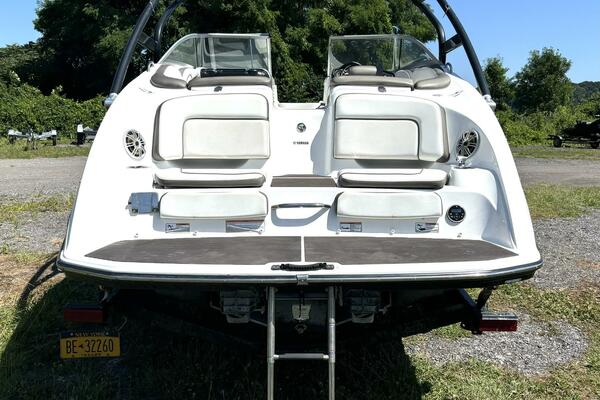 24ft Yamaha Boats Yacht For Sale