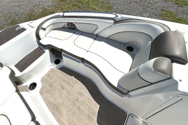 24ft Yamaha Boats Yacht For Sale