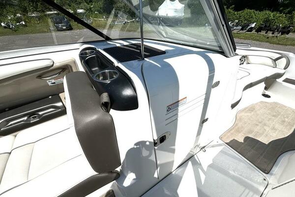 24ft Yamaha Boats Yacht For Sale