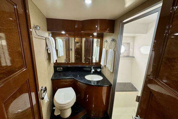 Marquis 59 Flybridge Yacht For Sale