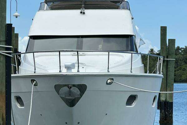 Marquis 59 Flybridge Yacht For Sale