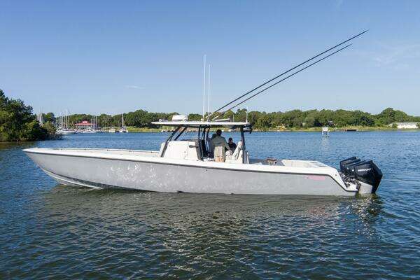 Contender 44 ST Yacht For Sale