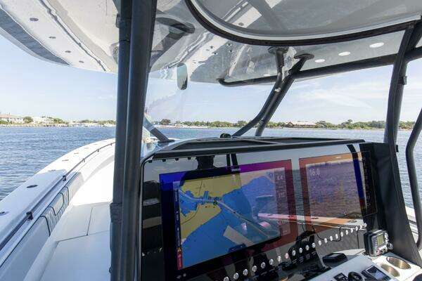 Contender 44 ST Yacht For Sale