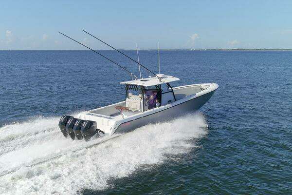 Contender 44 ST Yacht For Sale