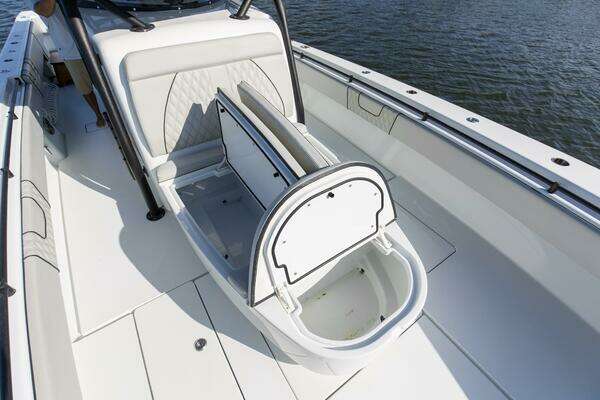 Contender 44 ST Yacht For Sale