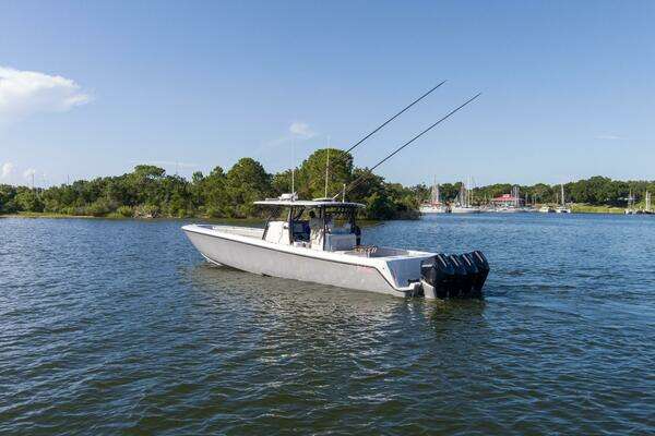 Contender 44 ST Yacht For Sale