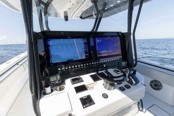 Contender 44 ST Yacht For Sale